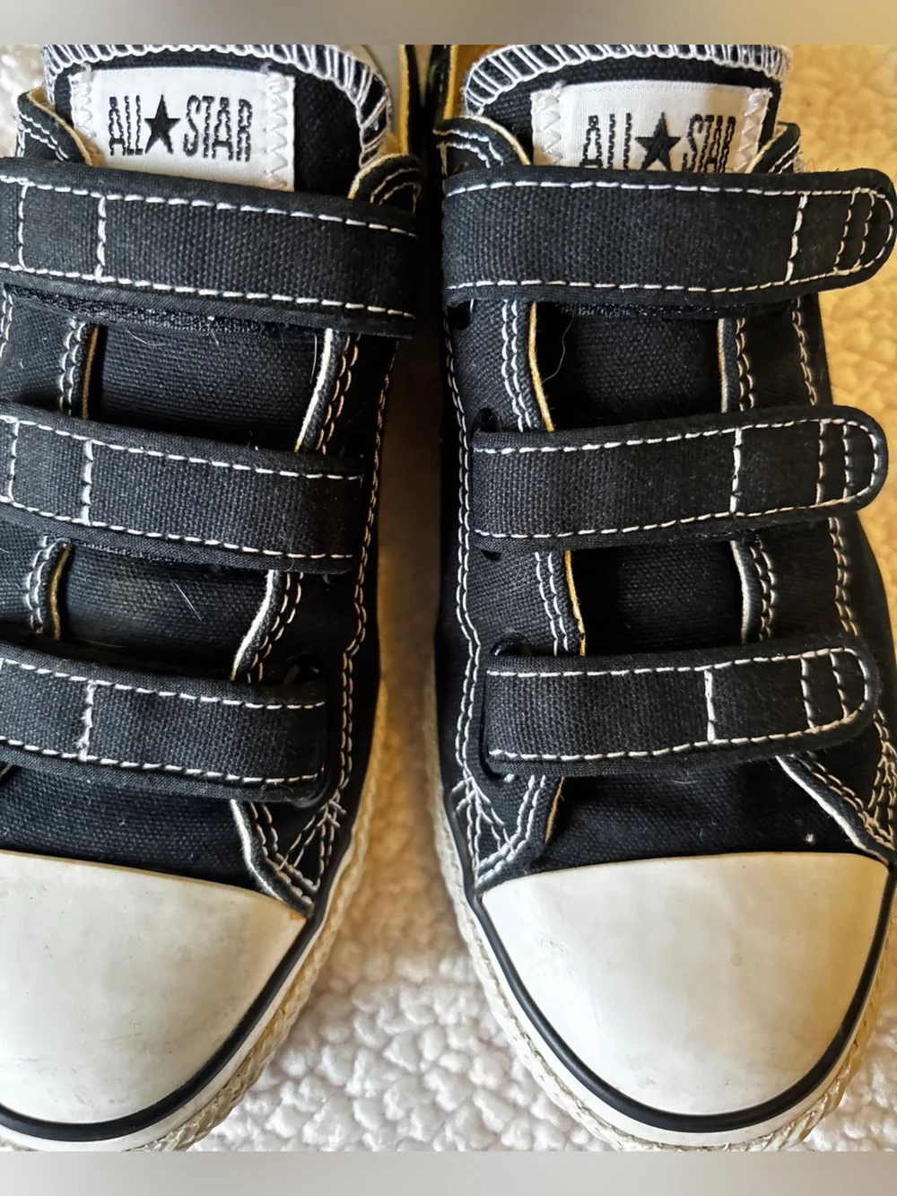 Converse Kids Black Low-Top Velcro Canvas Sneakers
